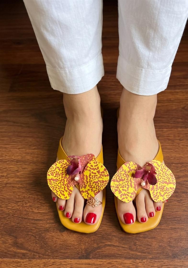 Mustard Yellow Leopard Print Orchid Flower Thong Flat Sandals SH Collection