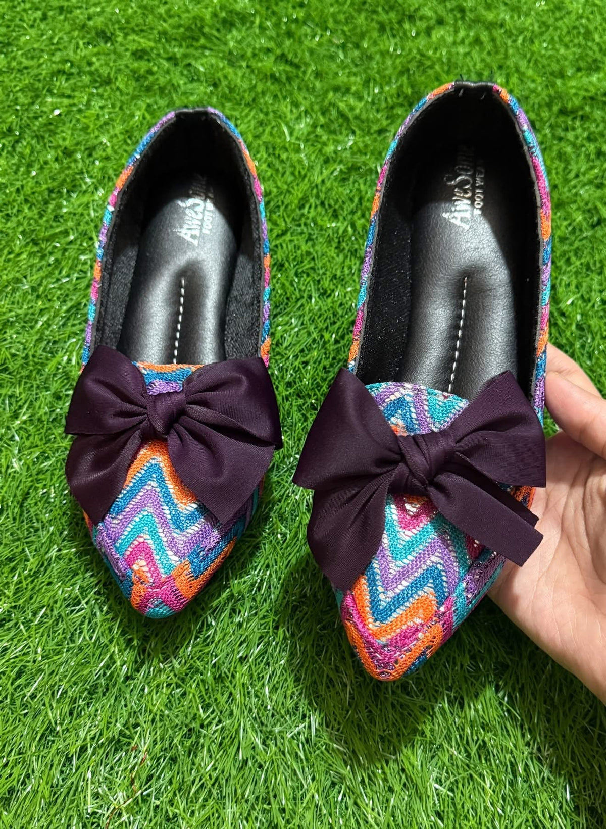 Multi Pump Plane Bow SH Collection