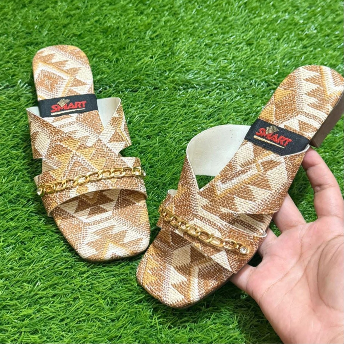 Geometric Print Chain Flat Slippers - Brown - SH Collection