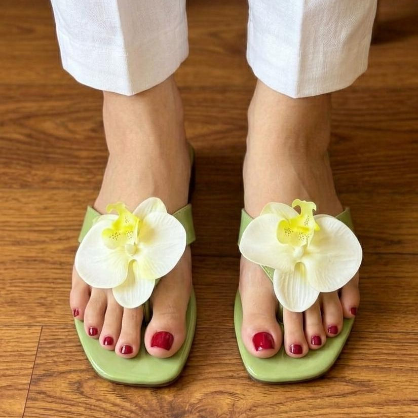 Orchid Flower Thong Flat Sandals - Mint Green SH Collection