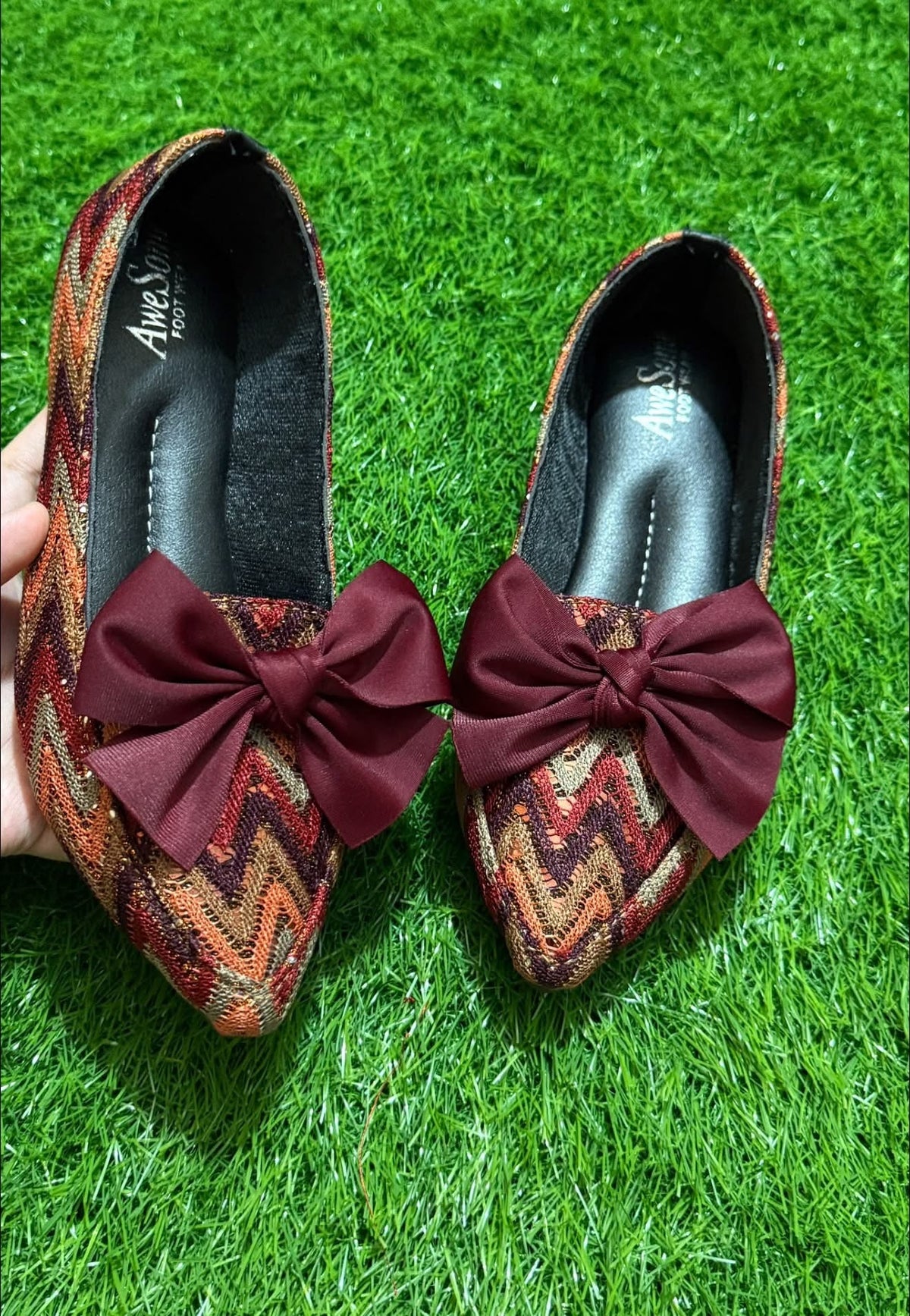 Multi Pump Plane Bow SH Collection