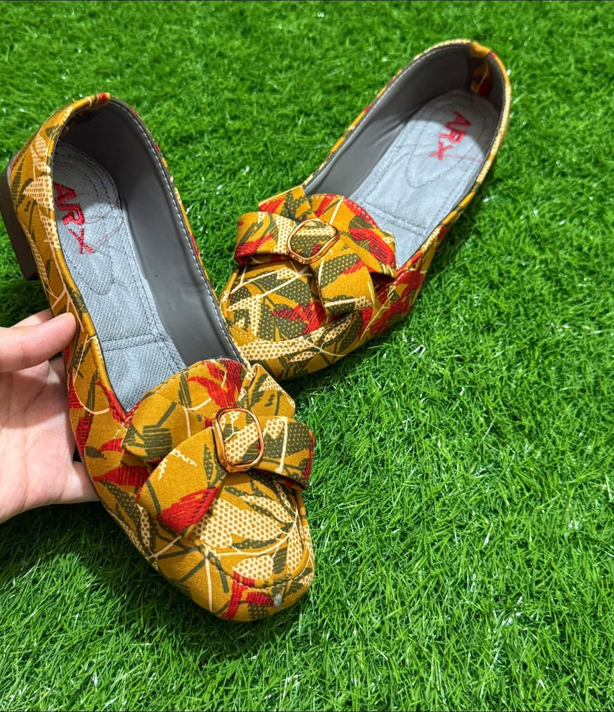 Print Pumps bow SH Collection
