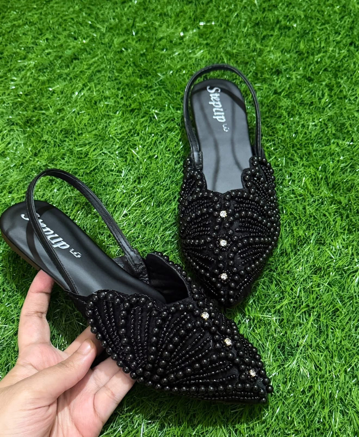 Pearls Flats SH Collection