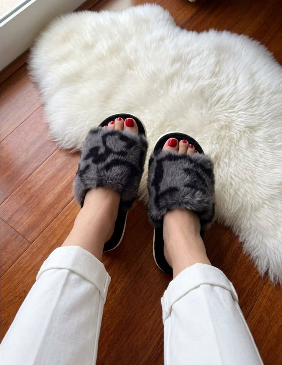 003 Fur Slipper SH Collection