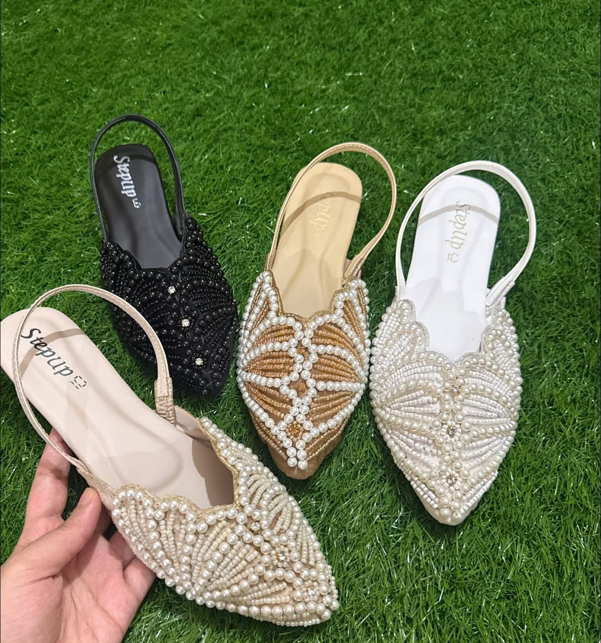 Pearls Flats SH Collection