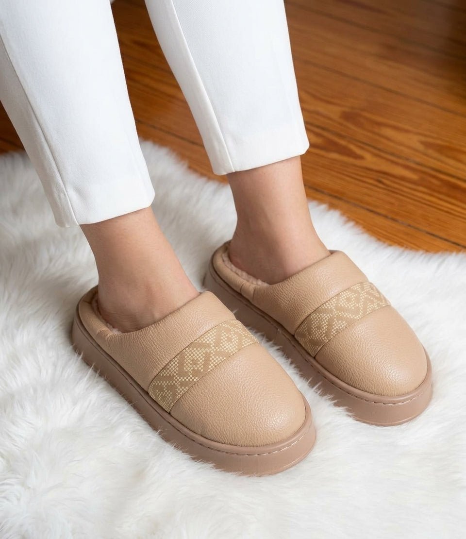 Cozy Geometric Fur-Lined Platform Slippers - SH Collection