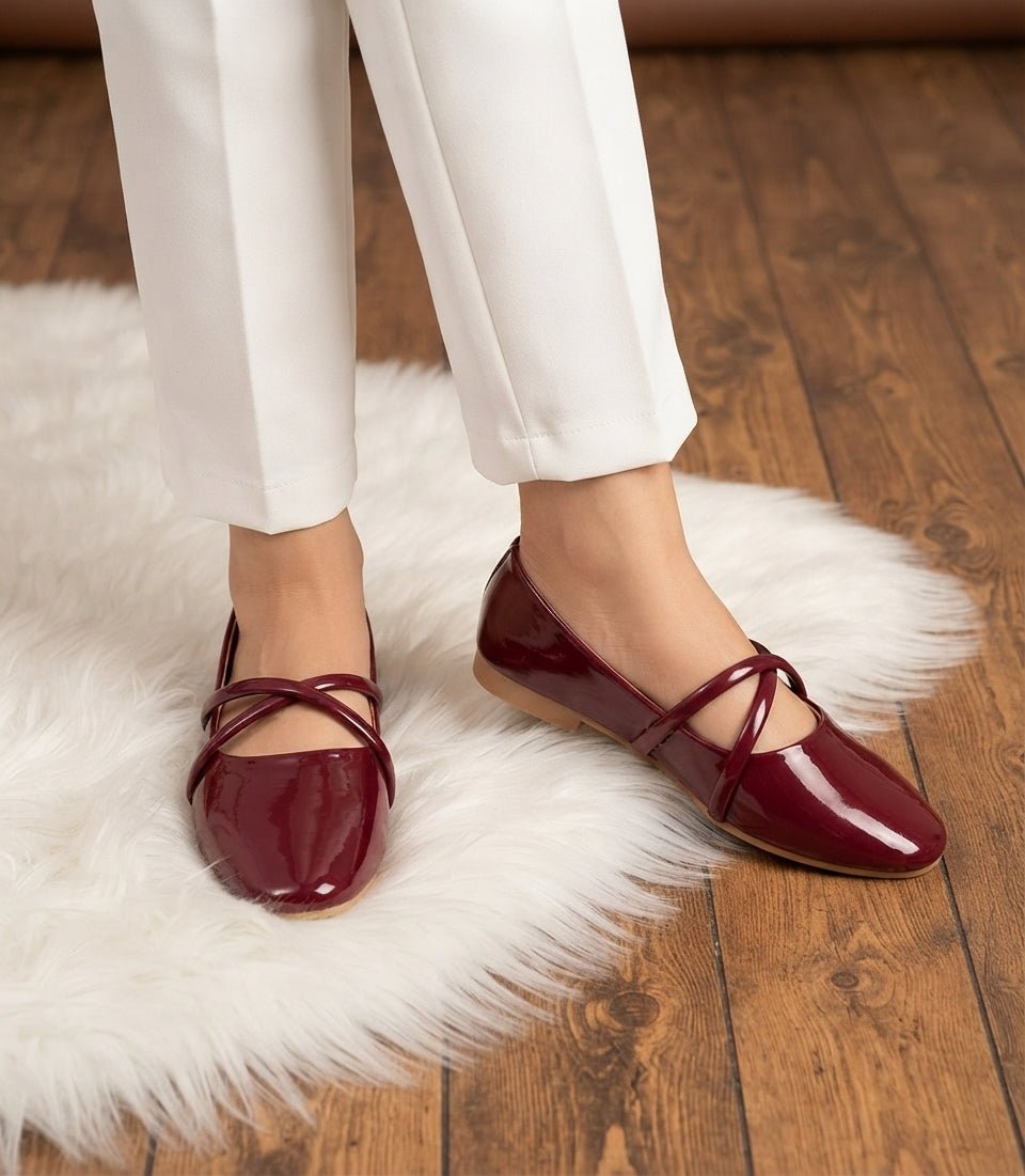 Elegant Glossy Cross-Strap Flat Shoes - SH Collection