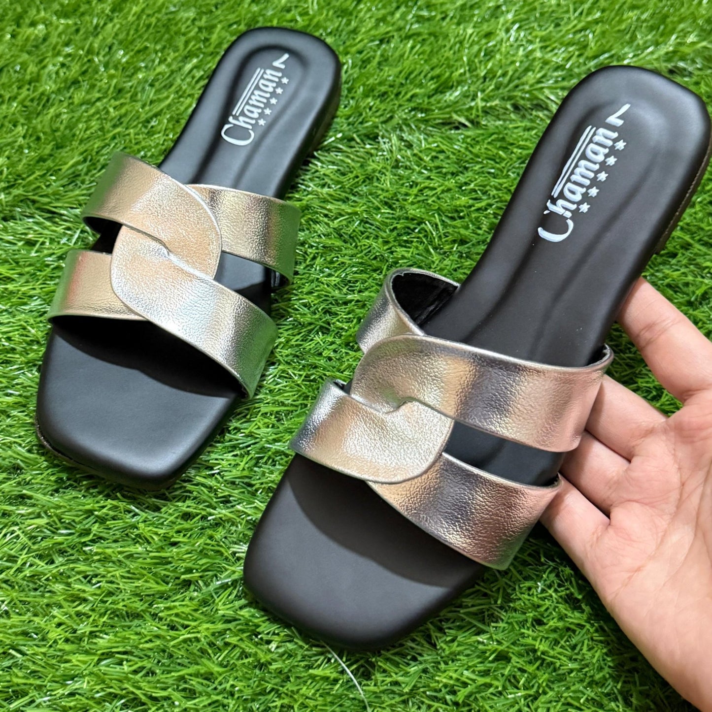 Metallic Crossover Strap Flat Sandals - Silver - SH Collection
